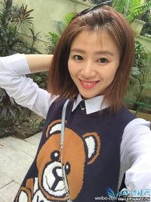 腾讯女主播小溢性感,性感女主播的直播间魅力揭秘