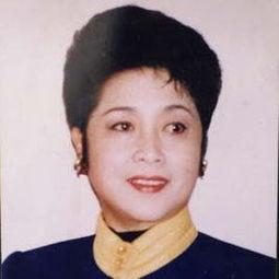 黄晚秋个人资料,才华横溢的文艺新星，揭秘其多彩人生
